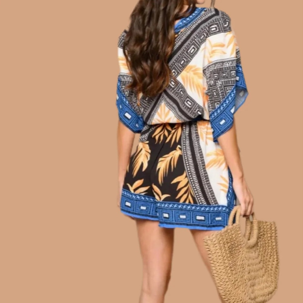 Jealous Tomato Black & Blue Tropical Leaf Romper Short Set - Picture 2 of 3